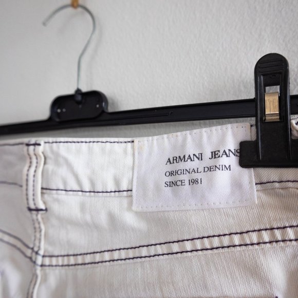 NWOT Armani Women's White Jeans - Picture 4 of 7